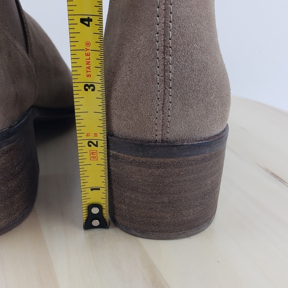 Dolce Vita Colbey Chelsea Boot Size 8.5 Taupe Gray Booties Block Heel Ponted Toe - Picture 8 of 12